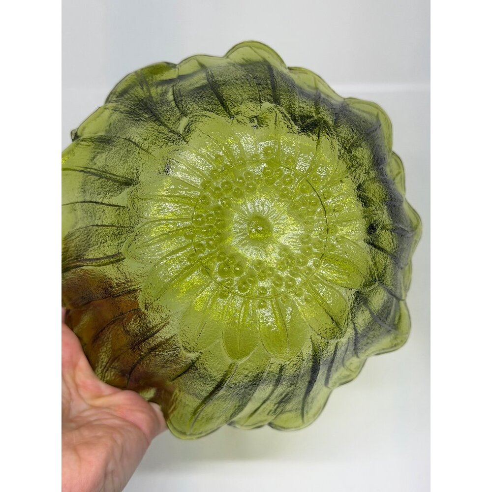 VTG Indiana Glass Lily Pons Avocado Green 7"x3" Pressed Flower Salad Bowl Retro - Picture 7 of 7